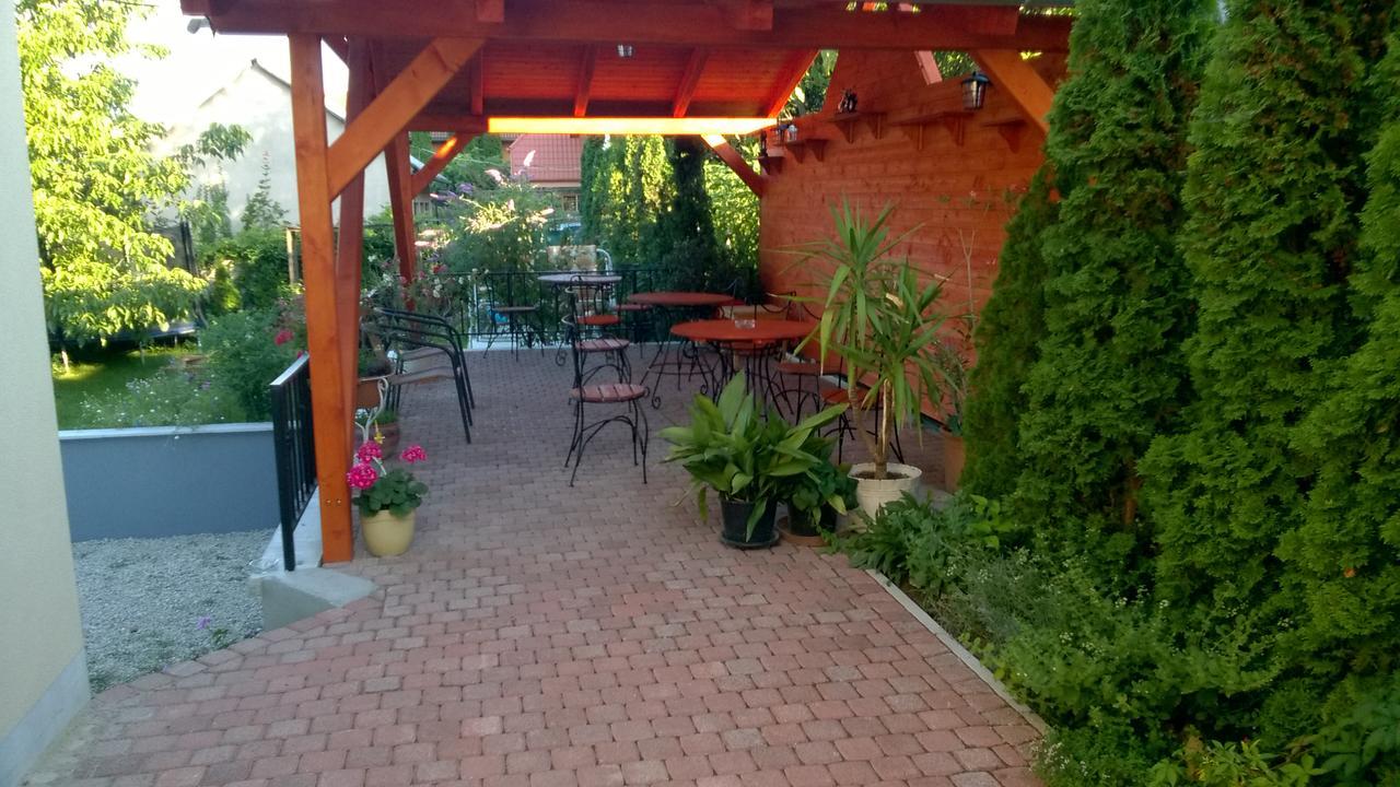 Zoe Apartman Шиофок Экстерьер фото