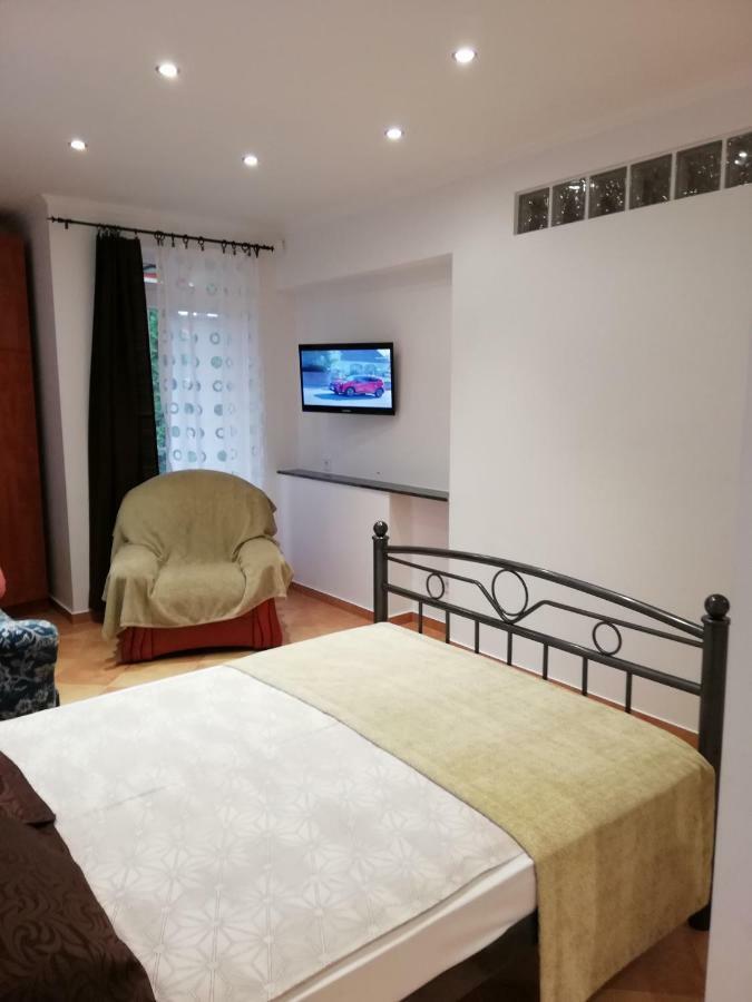 Zoe Apartman Шиофок Экстерьер фото